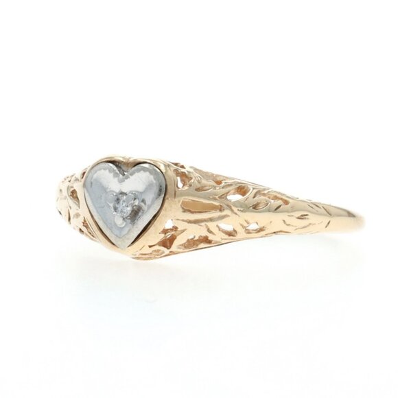 Yellow Gold Diamond Vintage Heart Solitaire Ring - 10k Round Brilliant Love - Picture 3 of 6